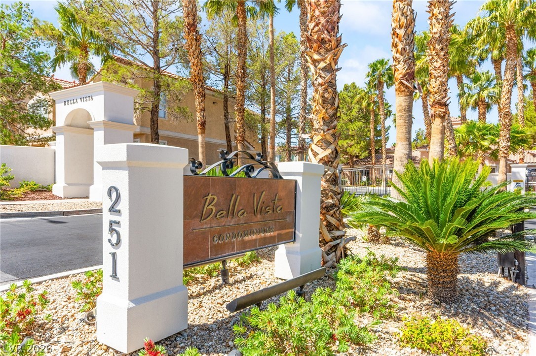 251 South Green Valley Parkway 2011 Henderson NV 89012
