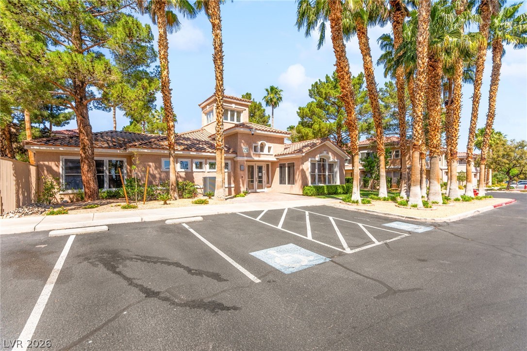 251 South Green Valley Parkway 2011 Henderson NV 89012