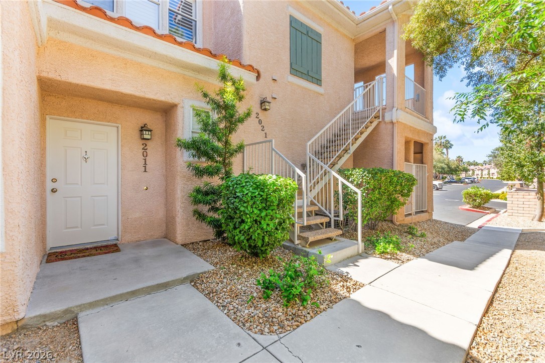 251 South Green Valley Parkway 2011 Henderson NV 89012