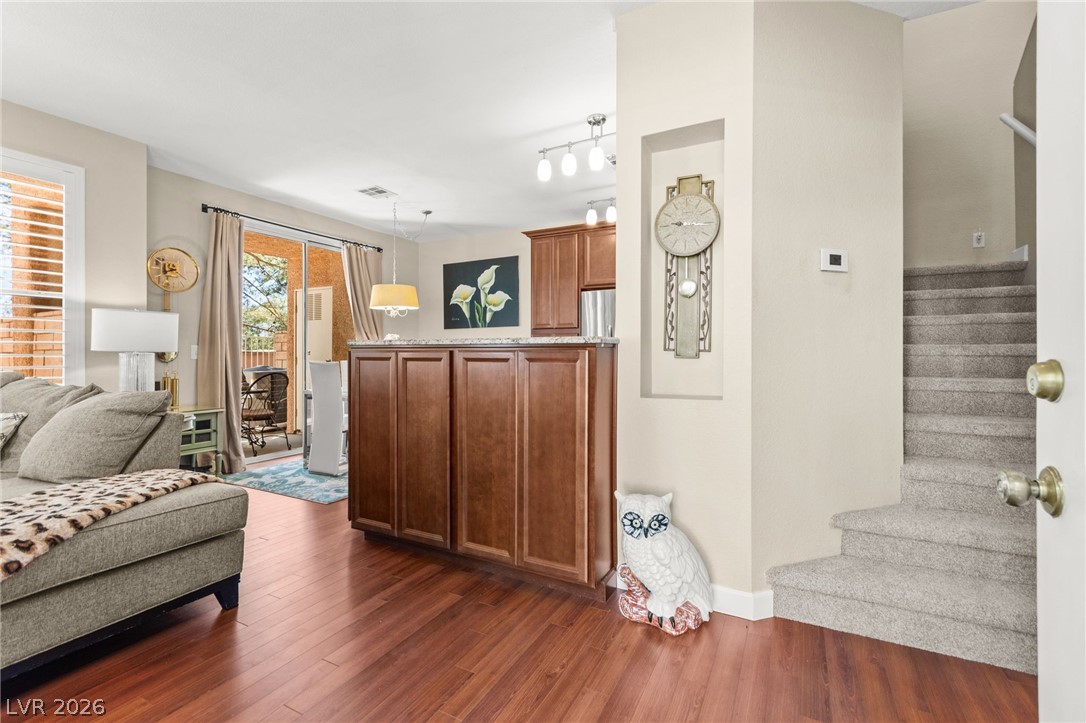 251 South Green Valley Parkway 2011 Henderson NV 89012