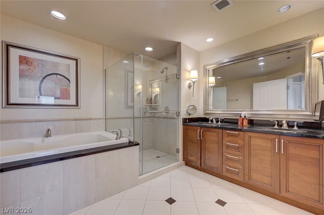 135 East Harmon Avenue 3605 Las Vegas NV 89109