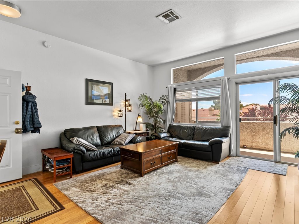3125 North Buffalo Drive 2092 Las Vegas NV 89128