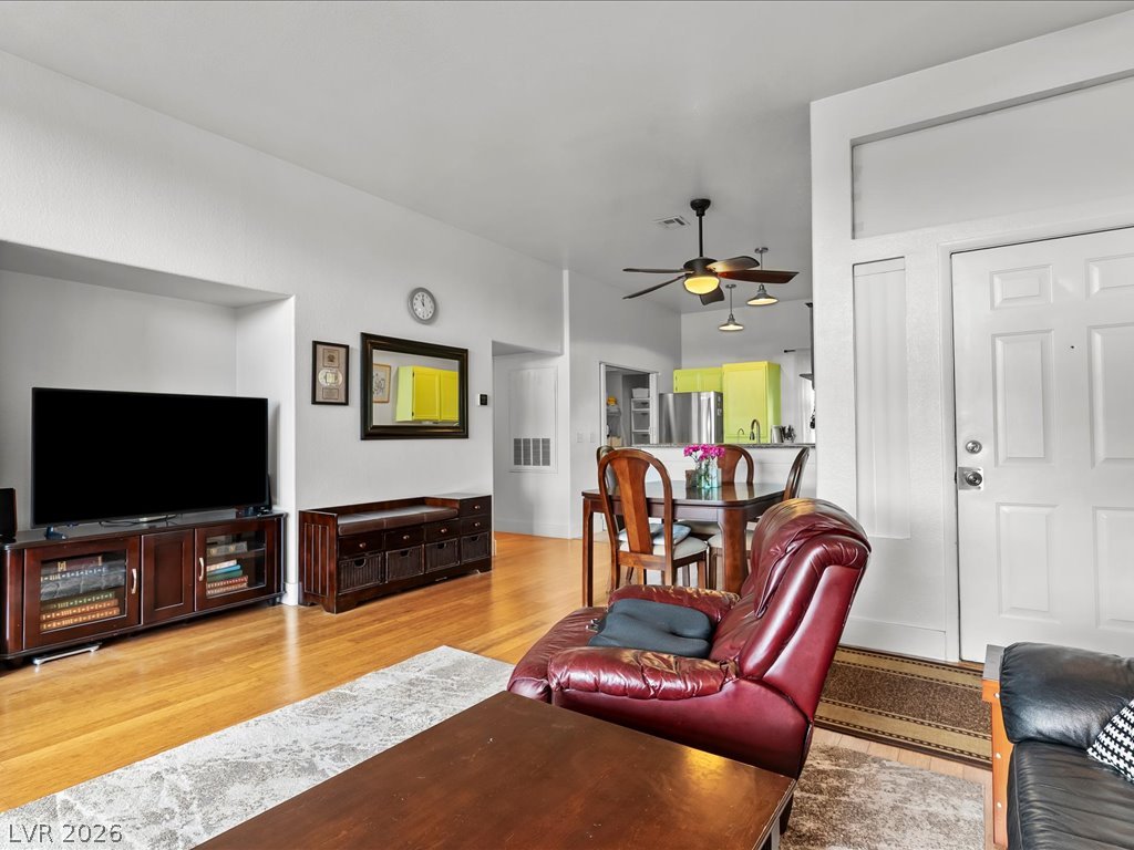 3125 North Buffalo Drive 2092 Las Vegas NV 89128