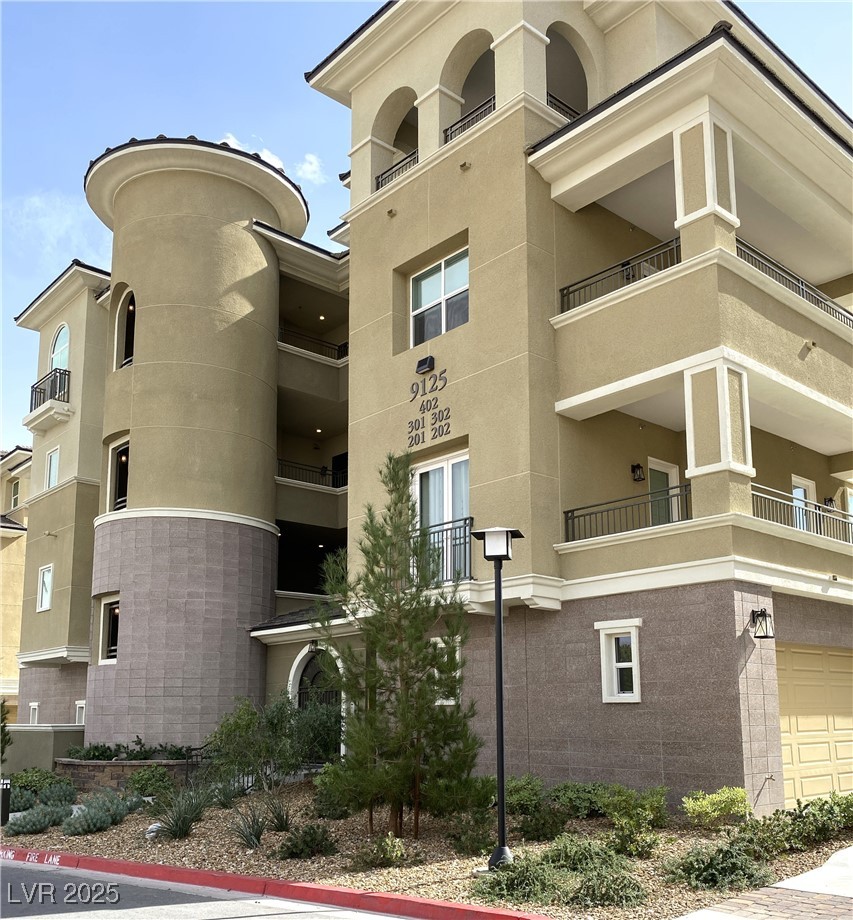 9125 Las Manaitas Avenue 302 Las Vegas NV 89144