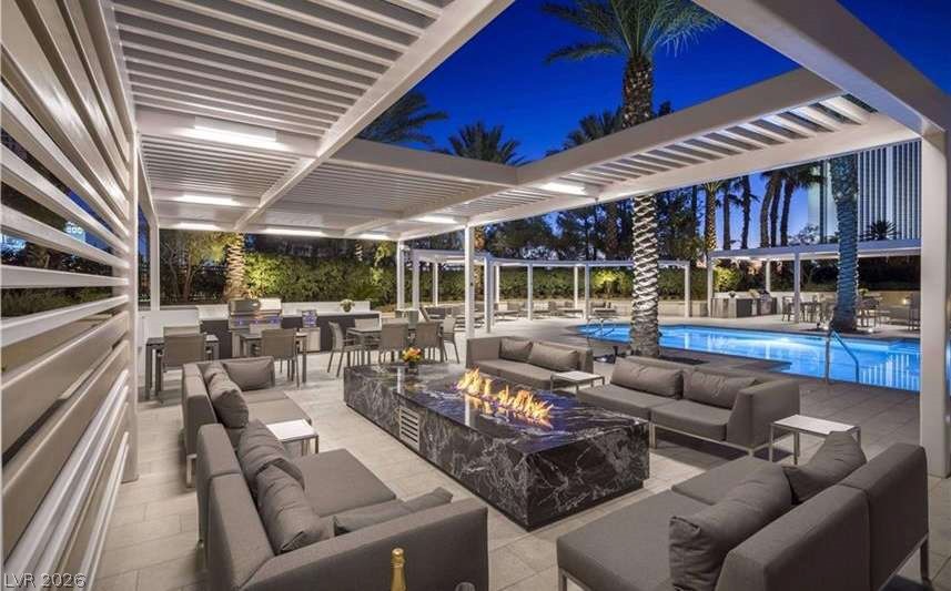 2877 Paradise Road 3302 Las Vegas NV 89109