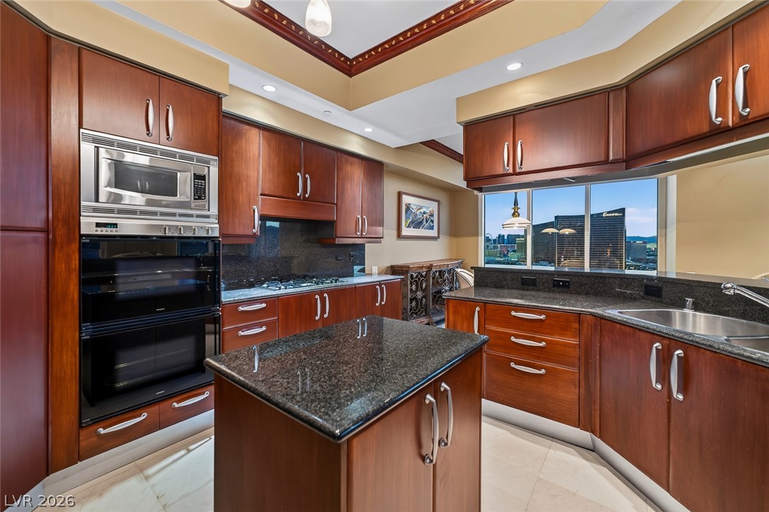 2877 Paradise Road 3302 Las Vegas NV 89109
