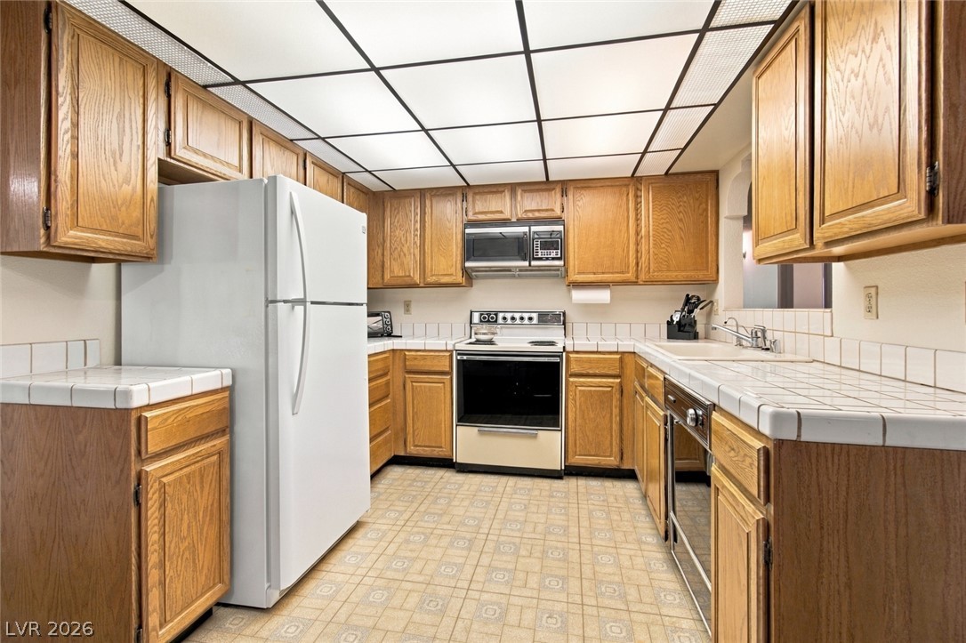 1751 East Reno Avenue 118 Las Vegas NV 89119