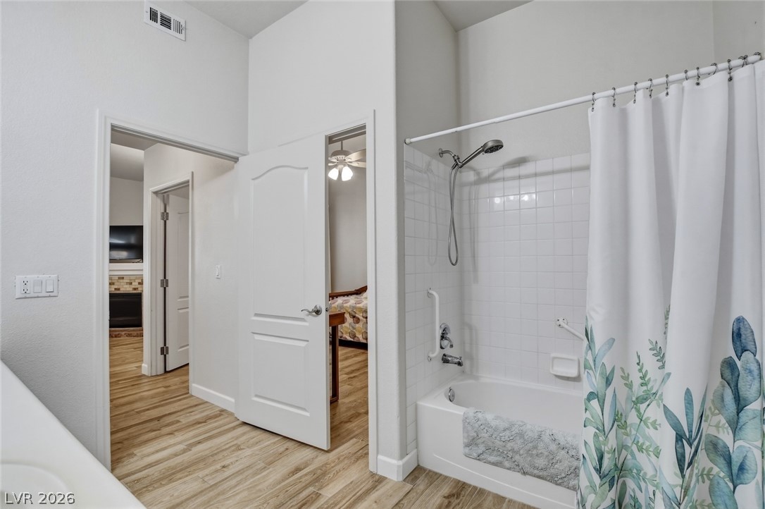 10650 Calico Mountain Avenue 103 Las Vegas NV 89129