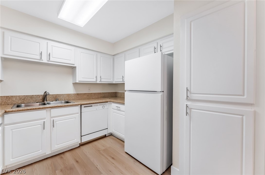 3151 Soaring Gulls Drive 1166 Las Vegas NV 89128