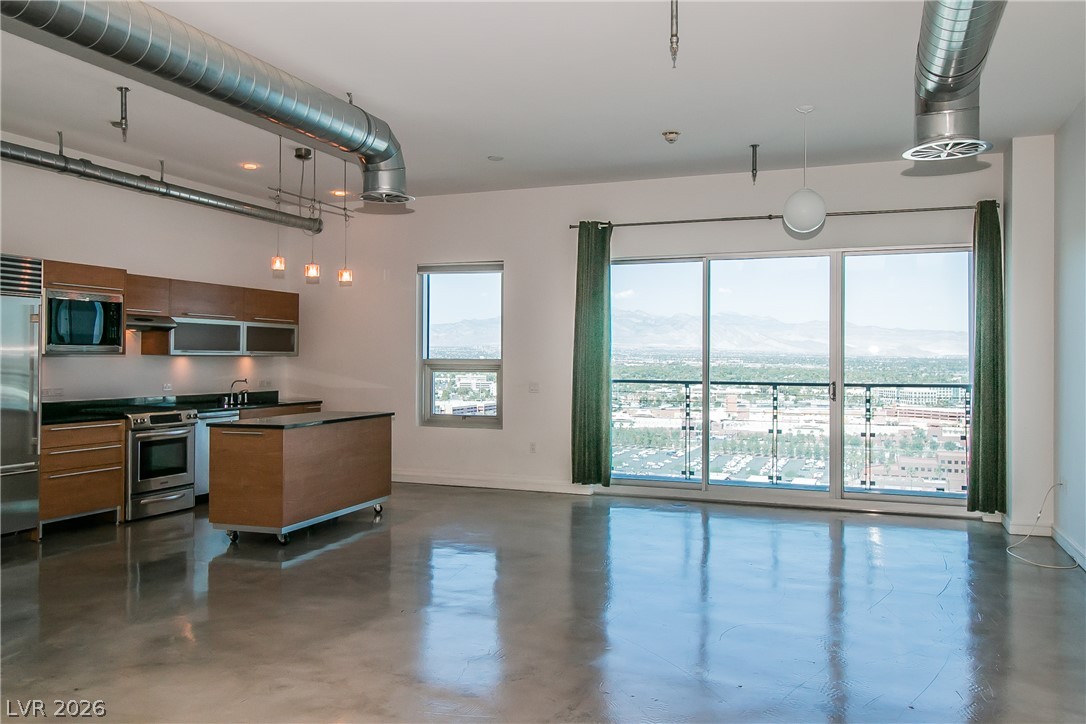 200 Hoover Avenue 1802 Las Vegas NV 89101