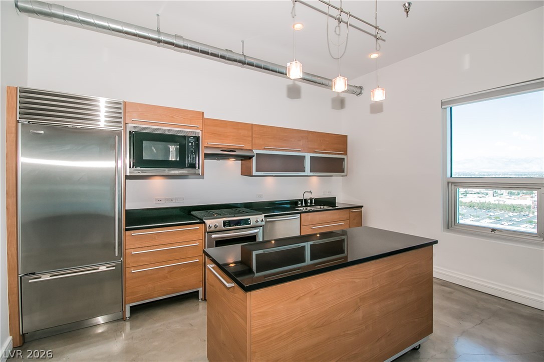 200 Hoover Avenue 1802 Las Vegas NV 89101
