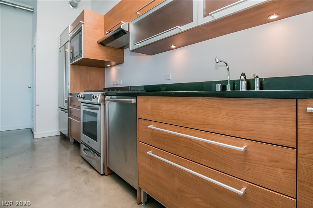 200 Hoover Avenue 1802 Las Vegas NV 89101