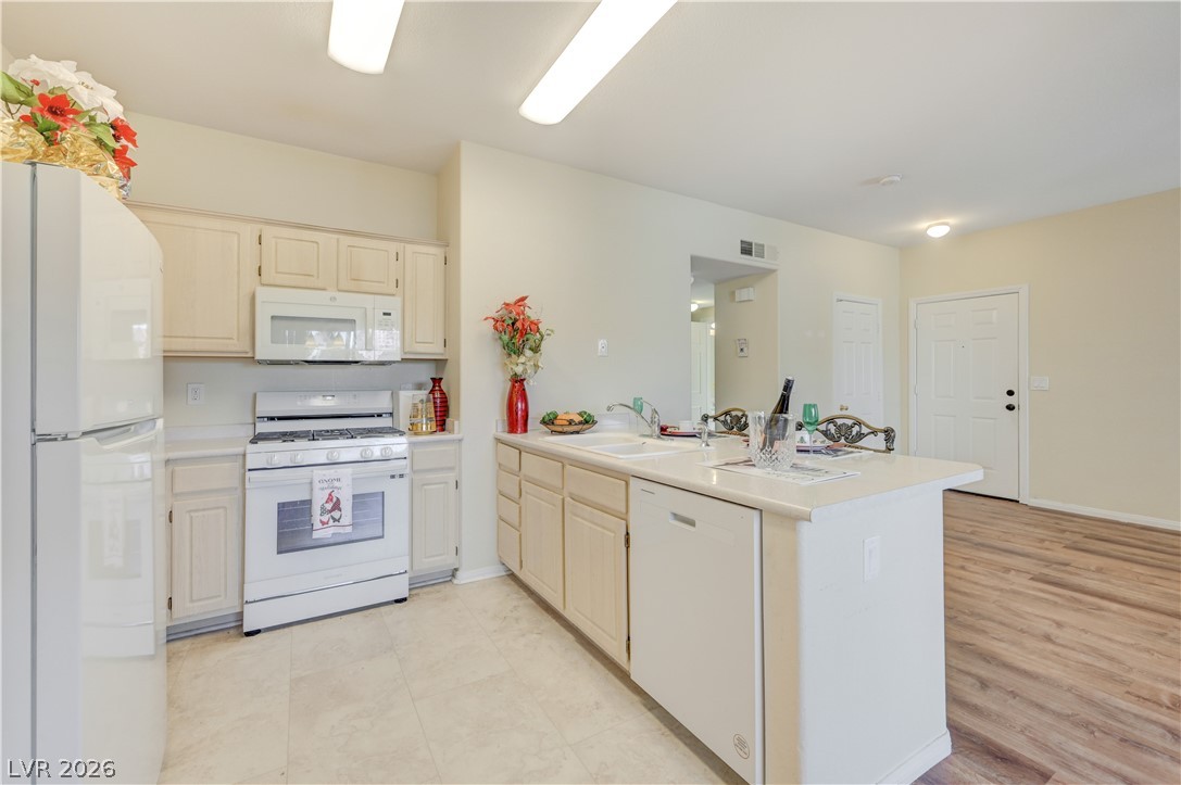 855 North Stephanie Street 2711 Las Vegas NV 89014