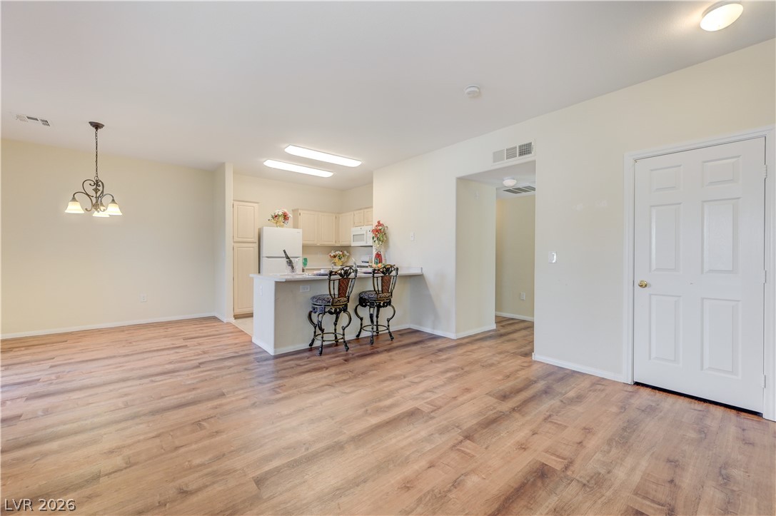 855 North Stephanie Street 2711 Las Vegas NV 89014