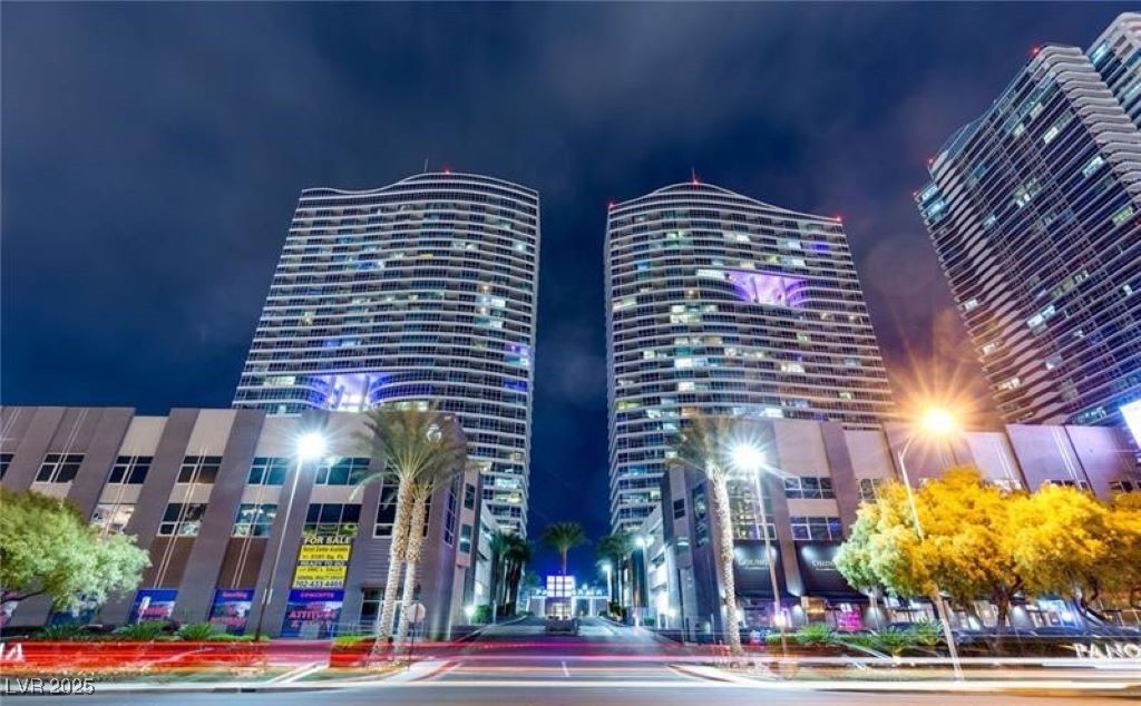 4575 Dean Martin Drive 609 Las Vegas NV 89103