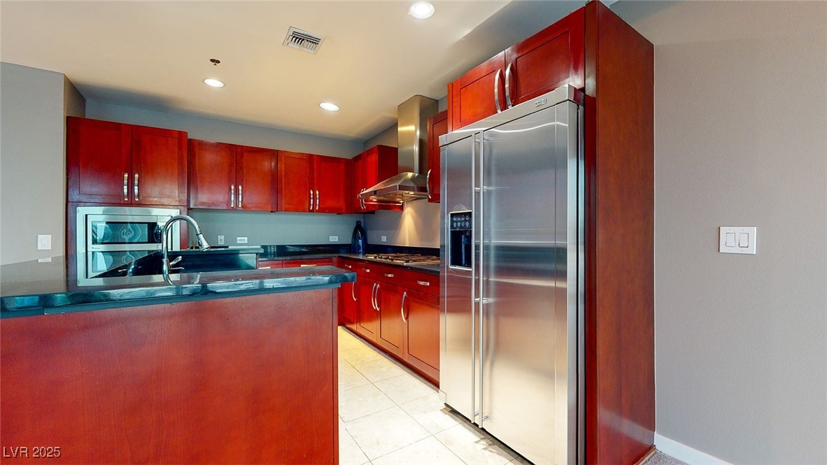 4575 Dean Martin Drive 609 Las Vegas NV 89103