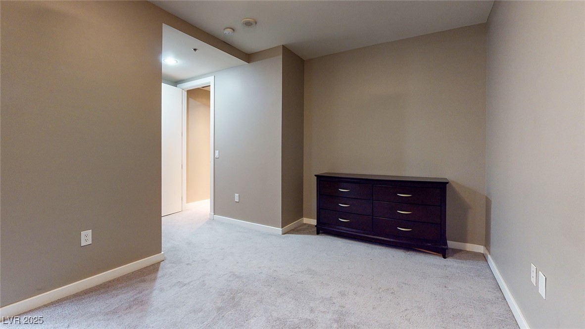 4575 Dean Martin Drive 609 Las Vegas NV 89103