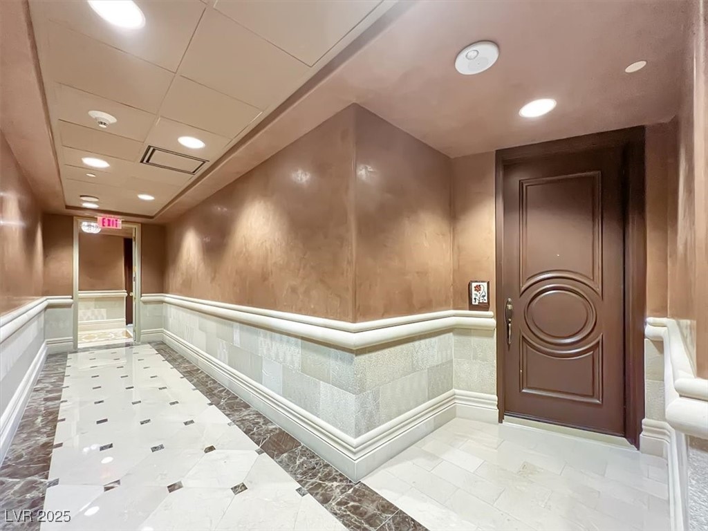 9101 Alta Drive 18 Las Vegas NV 89145
