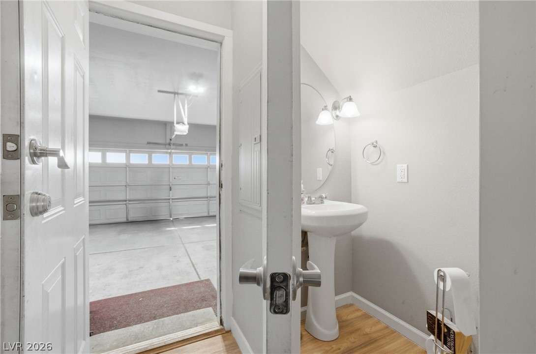 6316 Snap Ridge Street 101 North Las Vegas NV 89081
