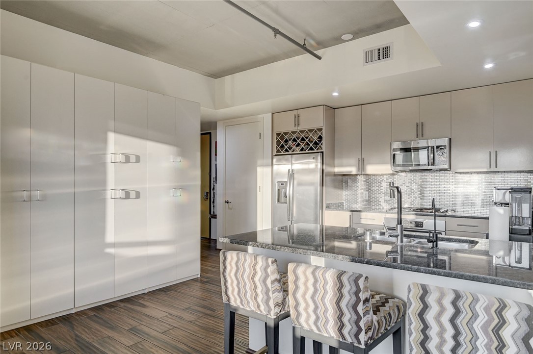 353 East Bonneville Avenue 729 Las Vegas NV 89101