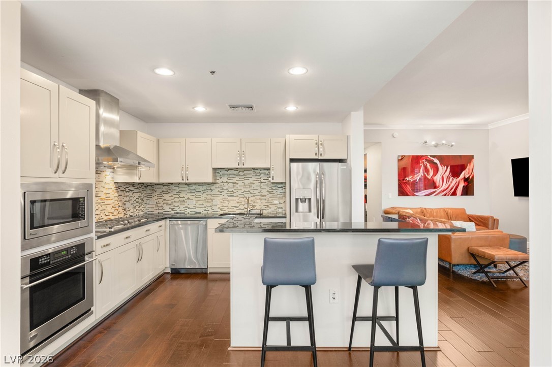 4575 Dean Martin Drive 1007 Las Vegas NV 89103