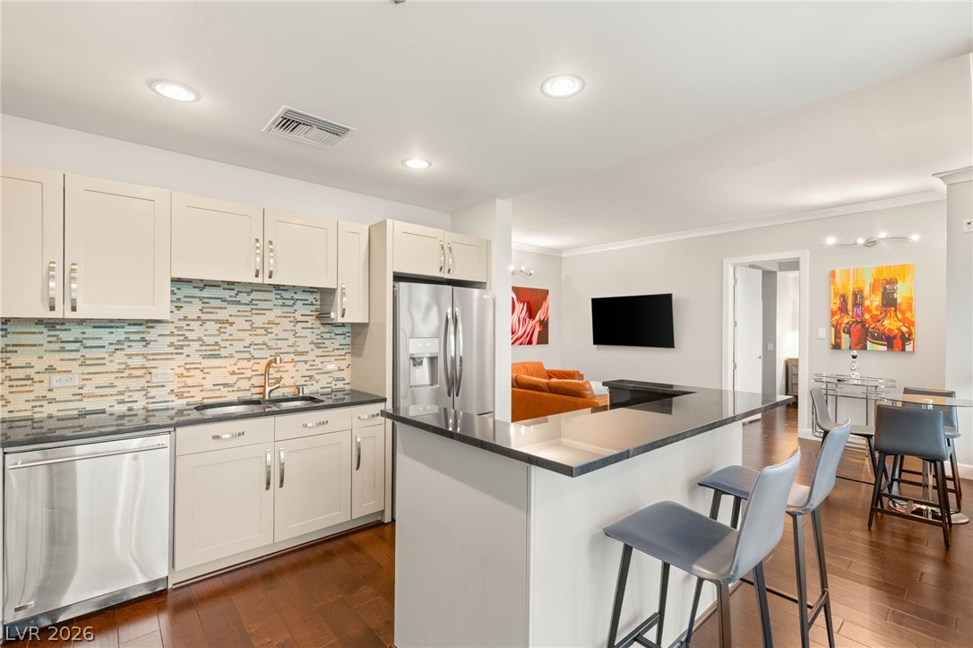 4575 Dean Martin Drive 1007 Las Vegas NV 89103
