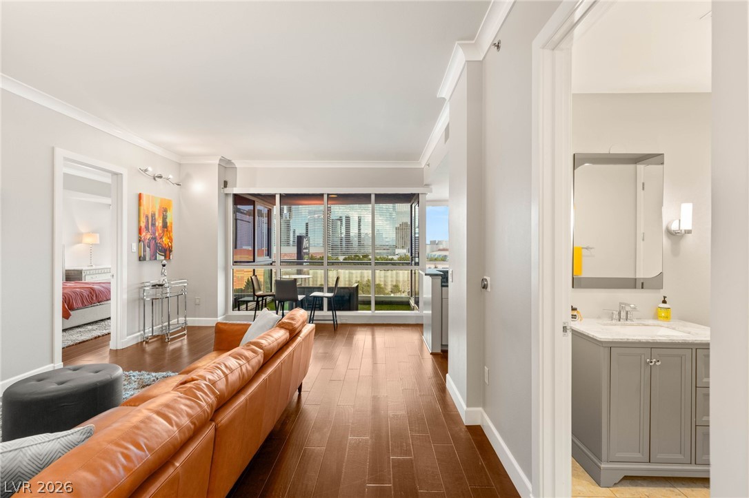 4575 Dean Martin Drive 1007 Las Vegas NV 89103