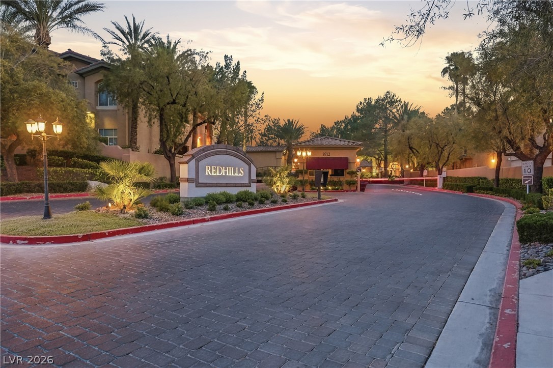 8725 Red Rio Drive 203 Las Vegas NV 89128
