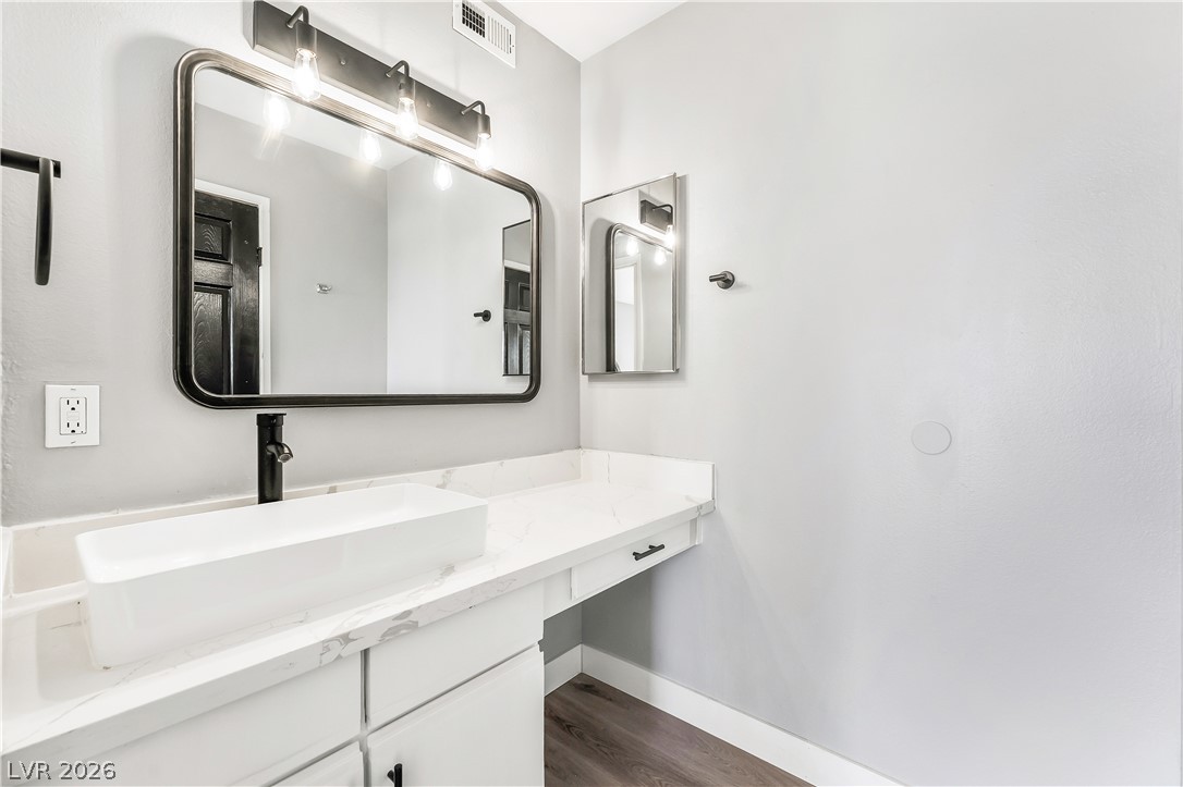 2080 Karen Avenue 49 Las Vegas NV 89169