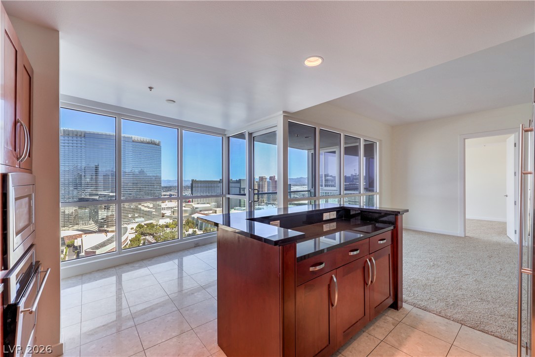 4525 Dean Martin Drive 2807 Las Vegas NV 89103