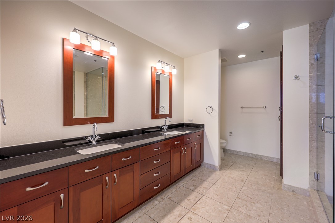4525 Dean Martin Drive 2807 Las Vegas NV 89103