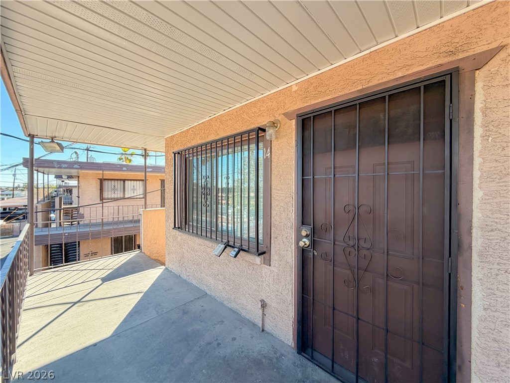3712 Royal Crest Street 14 Las Vegas NV 89119