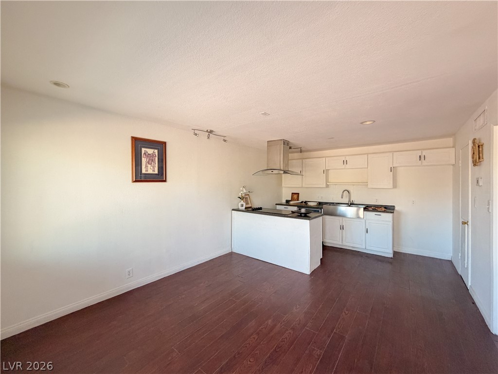 3712 Royal Crest Street 14 Las Vegas NV 89119