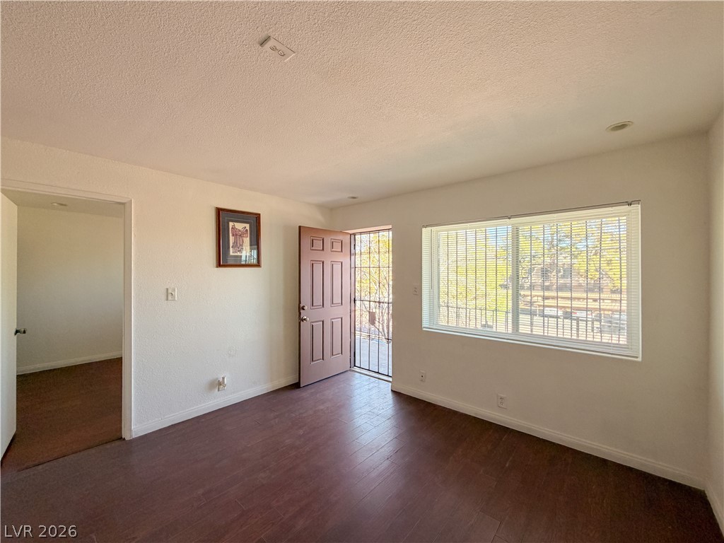 3712 Royal Crest Street 14 Las Vegas NV 89119