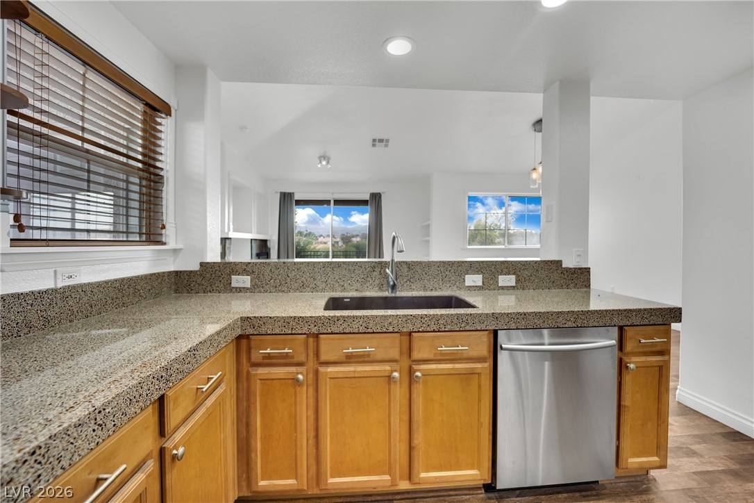 2325 Windmill Parkway 1522 Henderson NV 89074