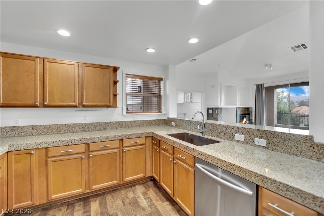 2325 Windmill Parkway 1522 Henderson NV 89074
