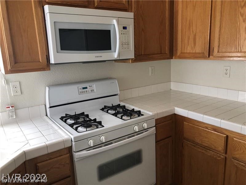 75 North Valle Verde Drive 2121 Henderson NV 89074