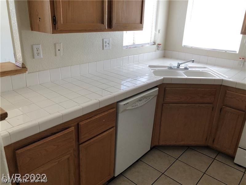 75 North Valle Verde Drive 2121 Henderson NV 89074