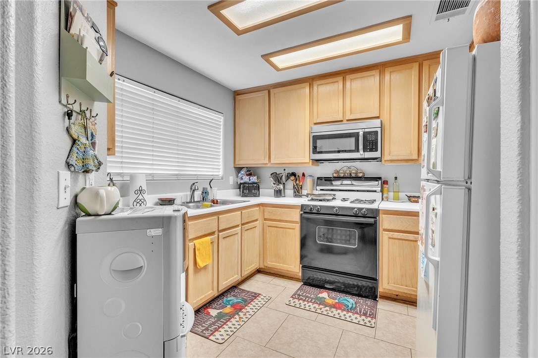 1401 Linnbaker Lane 202 Las Vegas NV 89110