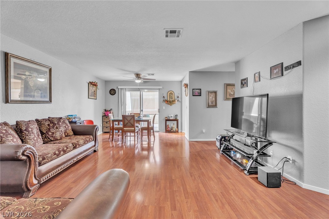 1401 Linnbaker Lane 202 Las Vegas NV 89110