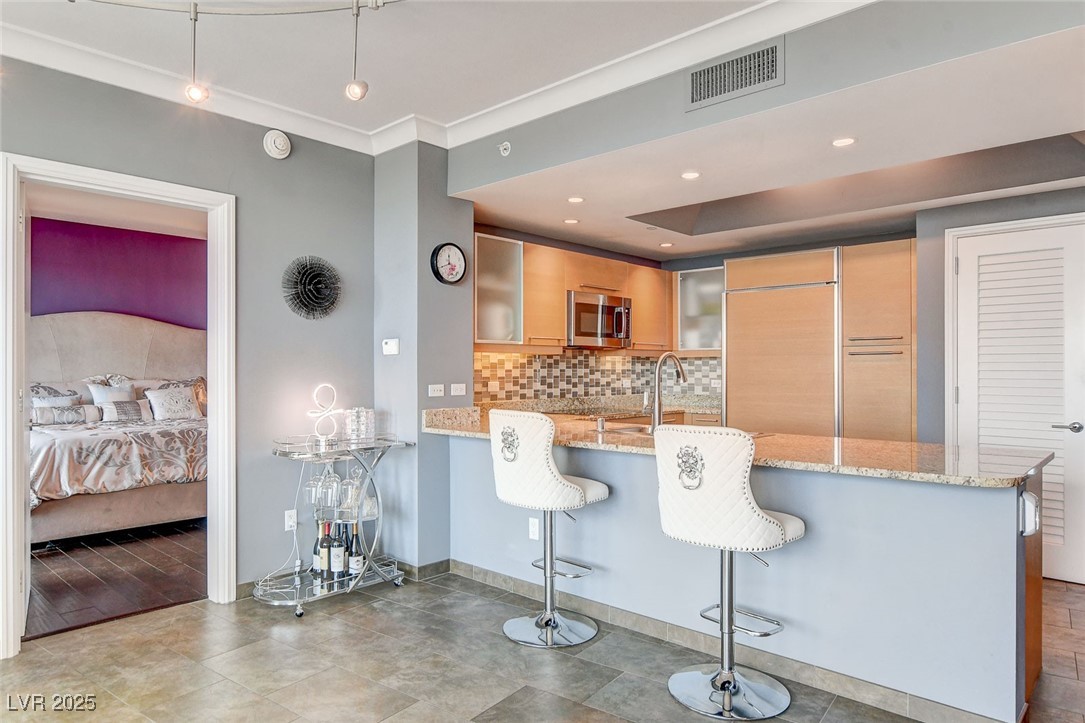 322 Karen Avenue 401 Las Vegas NV 89109