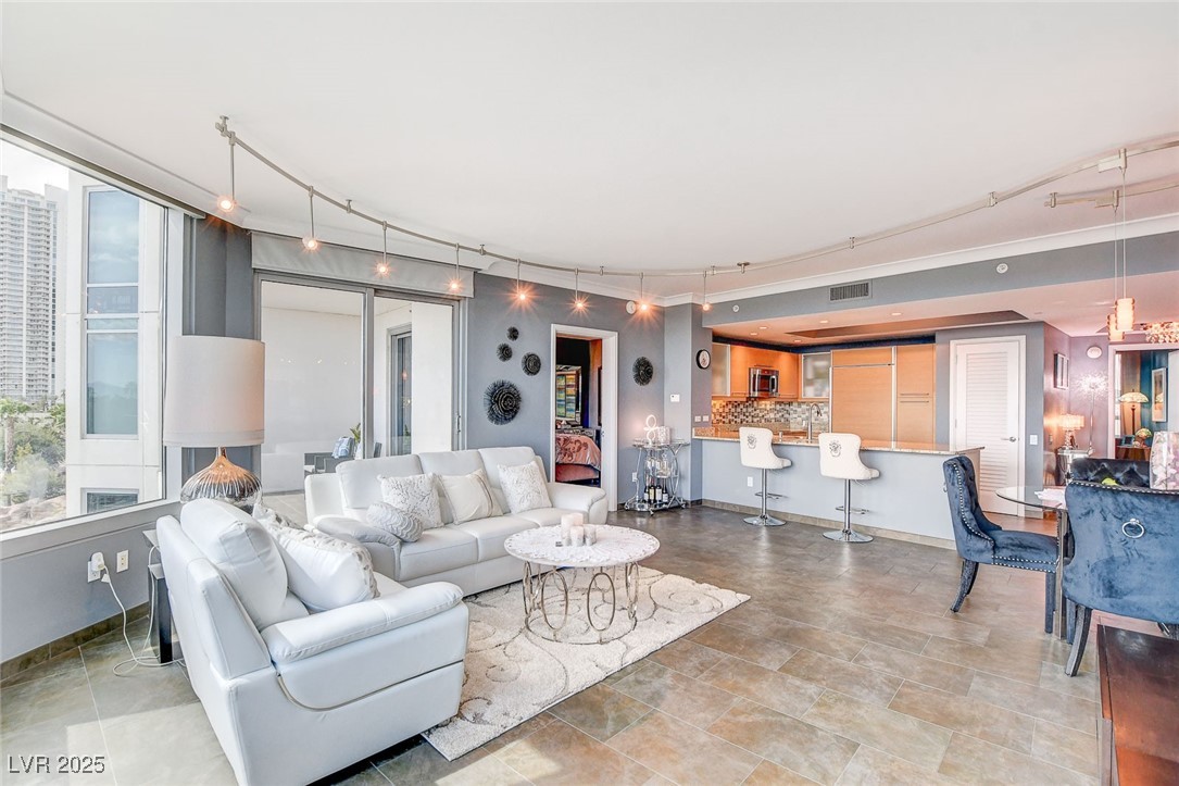 322 Karen Avenue 401 Las Vegas NV 89109