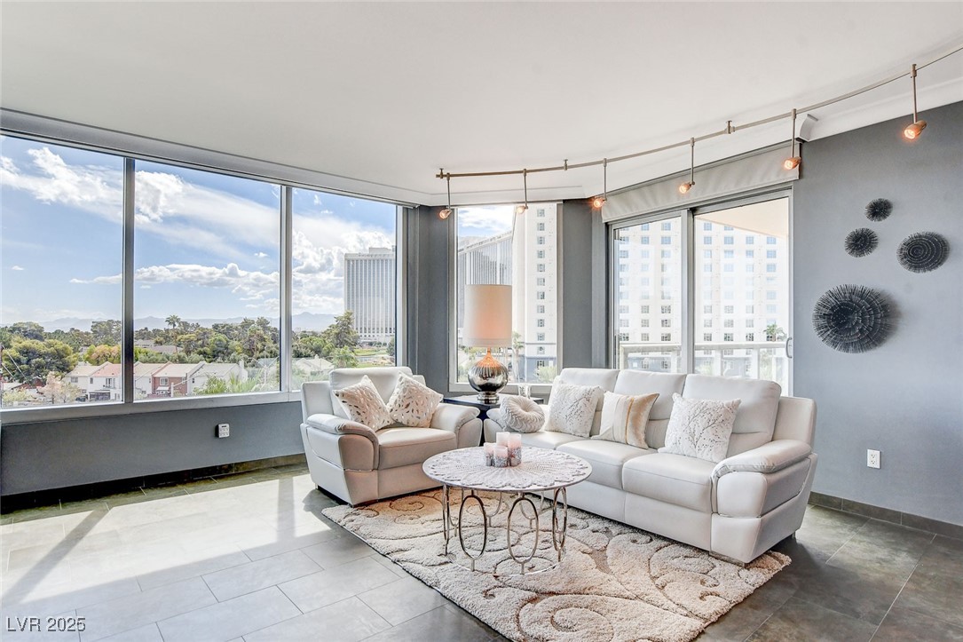 322 Karen Avenue 401 Las Vegas NV 89109