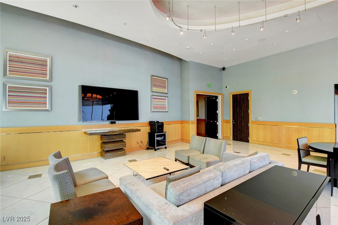 322 Karen Avenue 401 Las Vegas NV 89109
