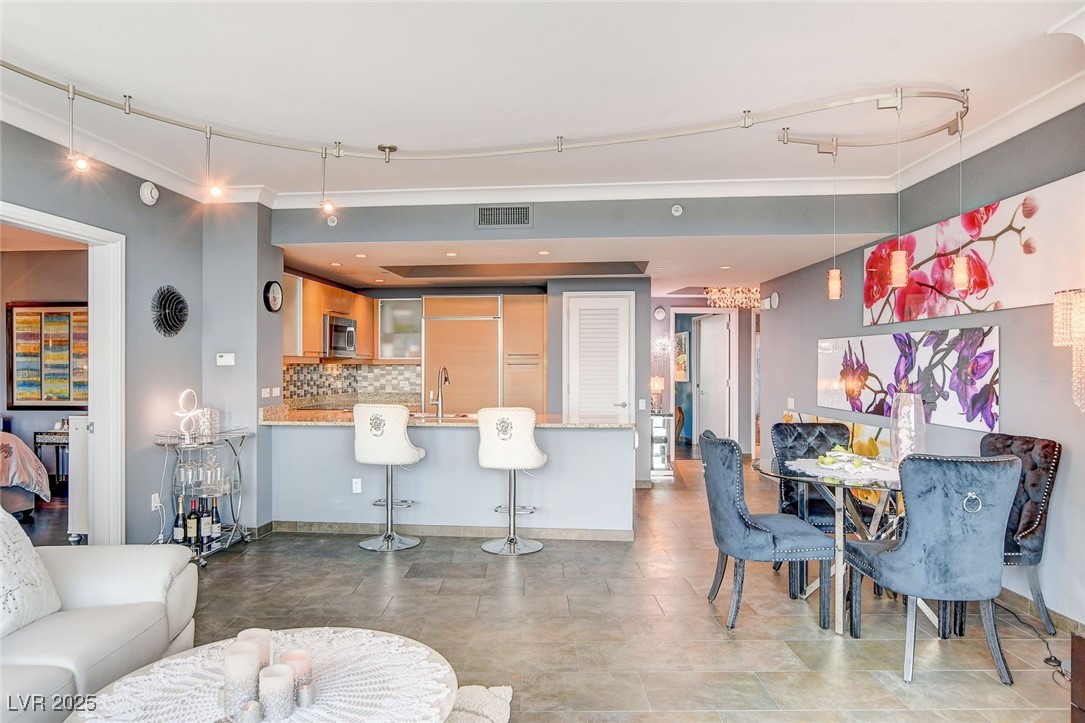 322 Karen Avenue 401 Las Vegas NV 89109