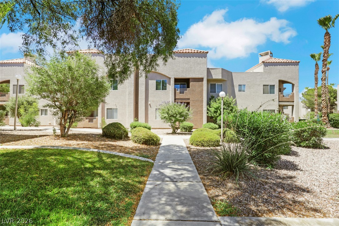 6869 Tamarus Street 202 Las Vegas NV 89119