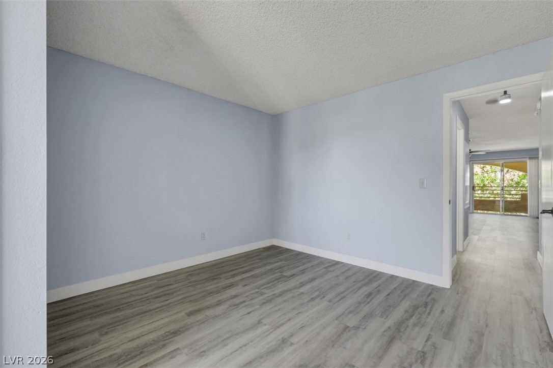 6869 Tamarus Street 202 Las Vegas NV 89119