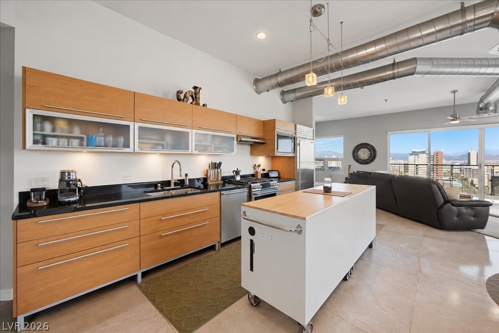200 Hoover Avenue 1809 Las Vegas NV 89101