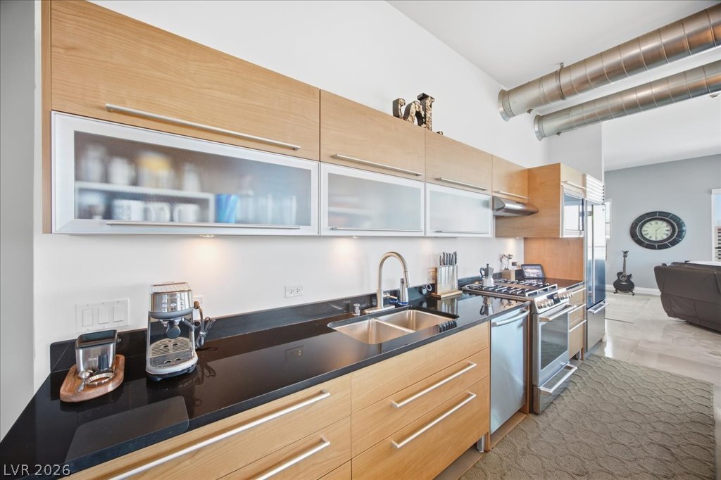 200 Hoover Avenue 1809 Las Vegas NV 89101