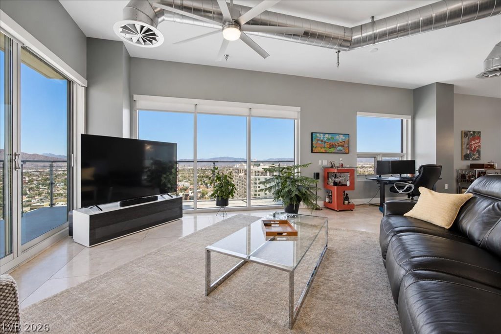 200 Hoover Avenue 1809 Las Vegas NV 89101